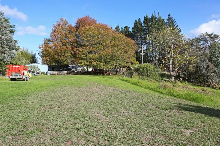 Photo of property in 102 Karaka Road, Karaka, Drury, 2578