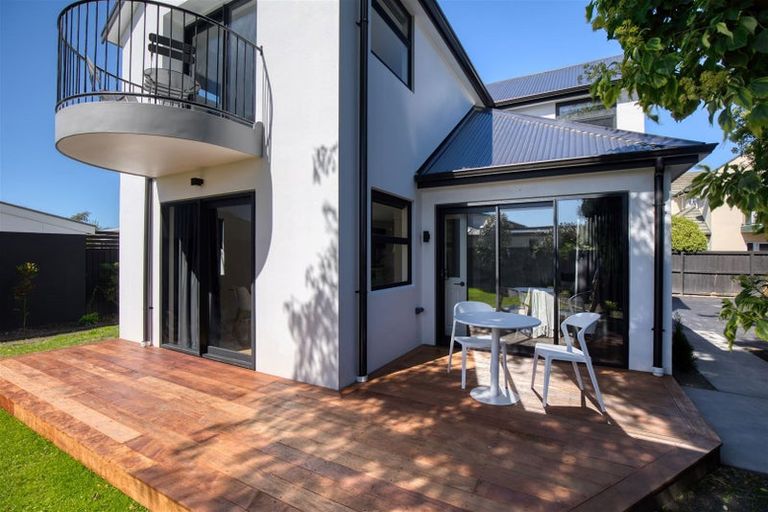 Photo of property in 52b Mcfaddens Road, St Albans, Christchurch, 8052