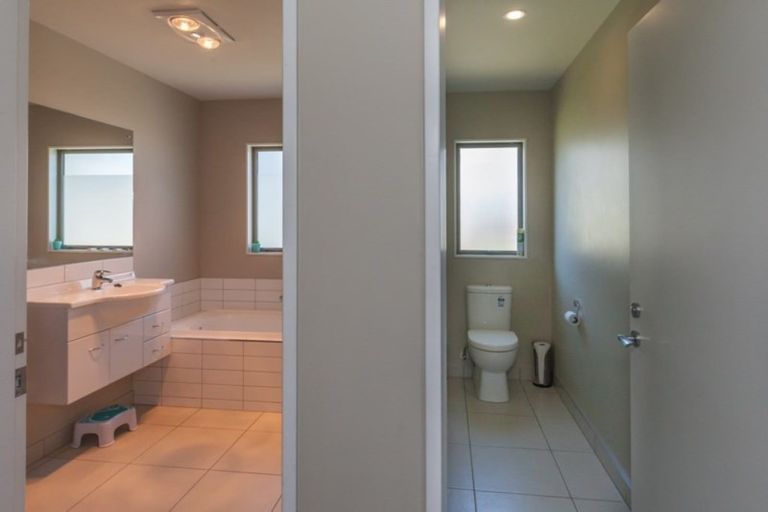 Photo of property in 4 Tamihana Street, Otaki, 5512