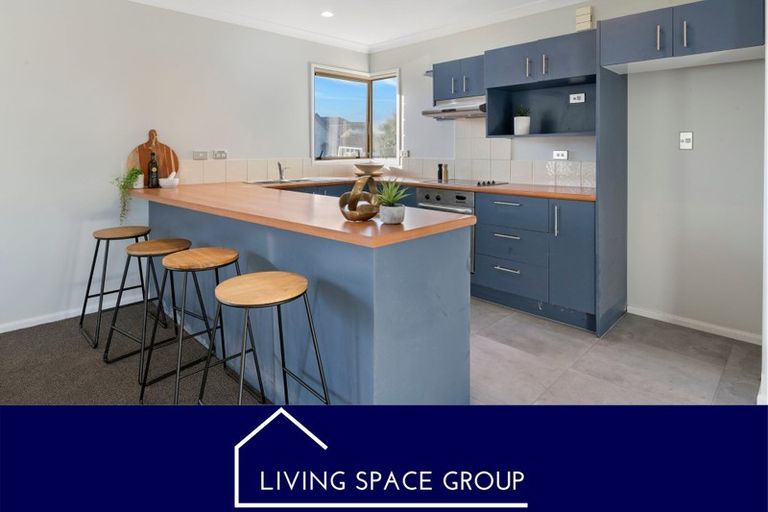 Photo of property in 29 Linkwater Way, Parklands, Christchurch, 8083