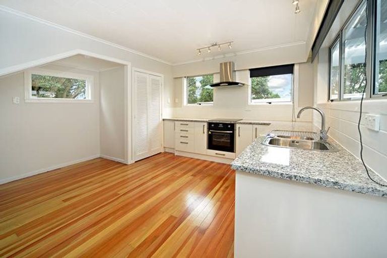 Photo of property in 495a Weymouth Road, Weymouth, Auckland, 2103