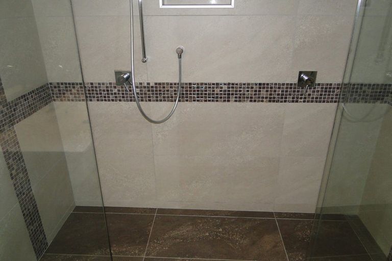 Photo of property in 17 Milne Terrace, Island Bay, Wellington, 6023