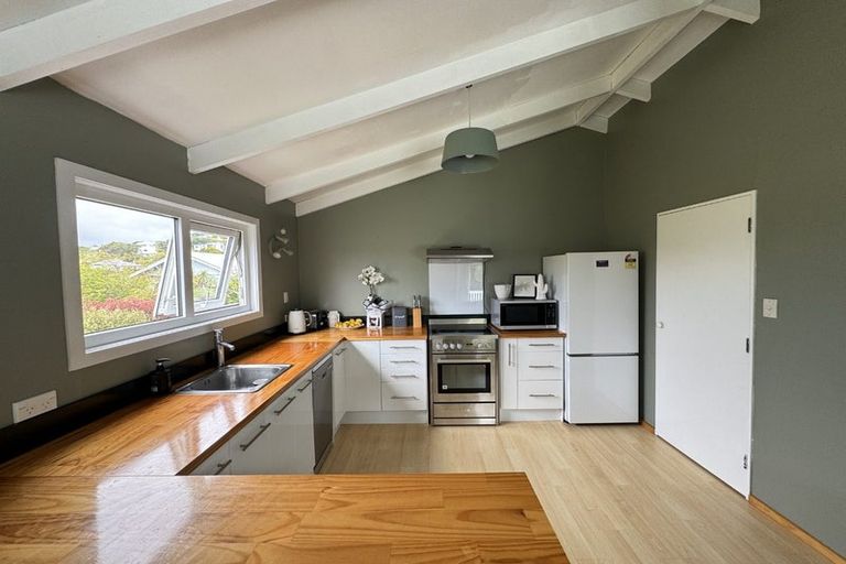 Photo of property in 9 Motueka Street, Ngaio, Wellington, 6035