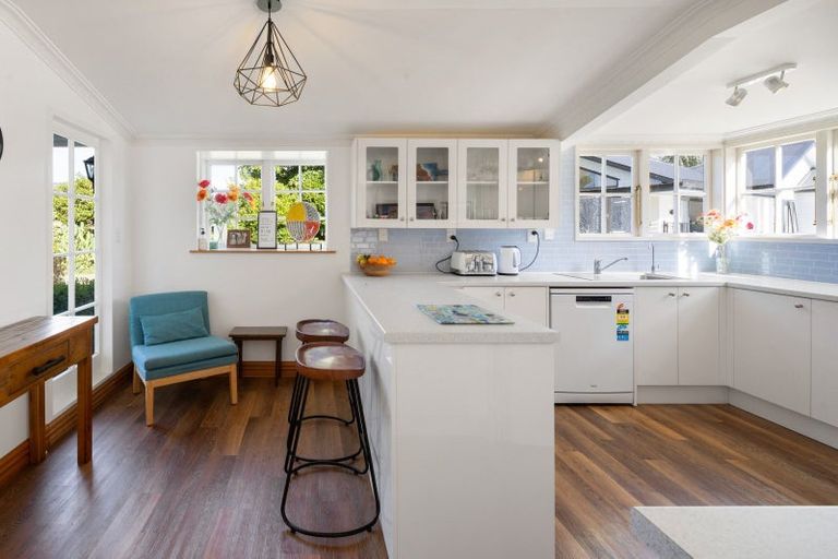 Photo of property in 16 Cowley Drive, Leamington, Cambridge, 3432