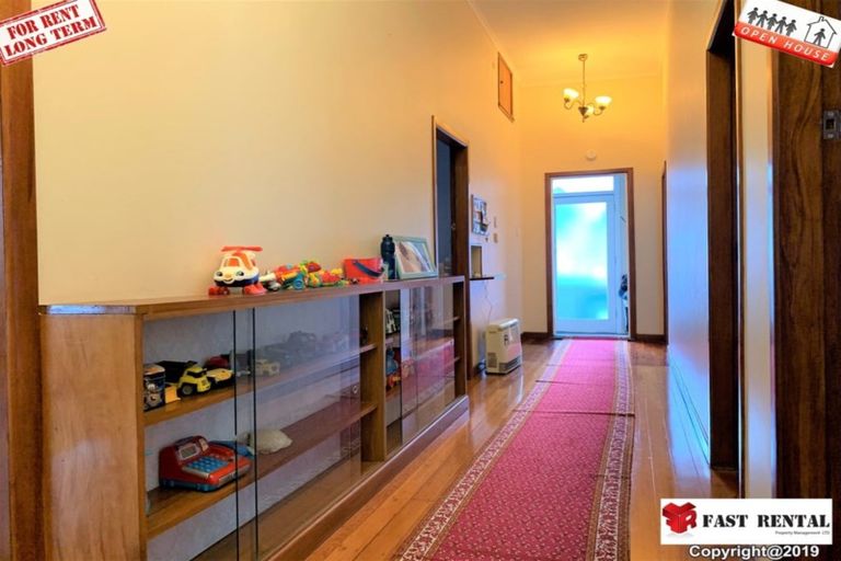 Photo of property in 2/221 Onewa Road, Birkenhead, Auckland, 0626