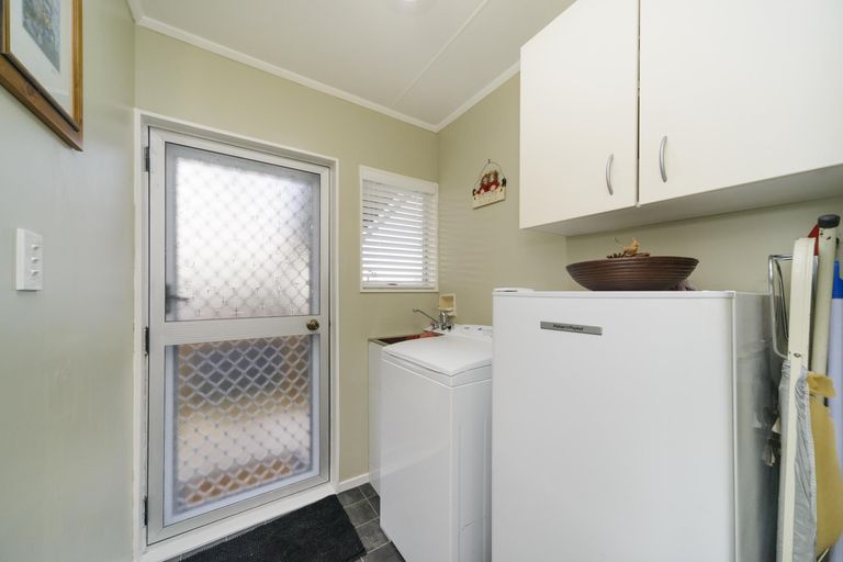 Photo of property in 15a Thomson Street, West End, Palmerston North, 4412