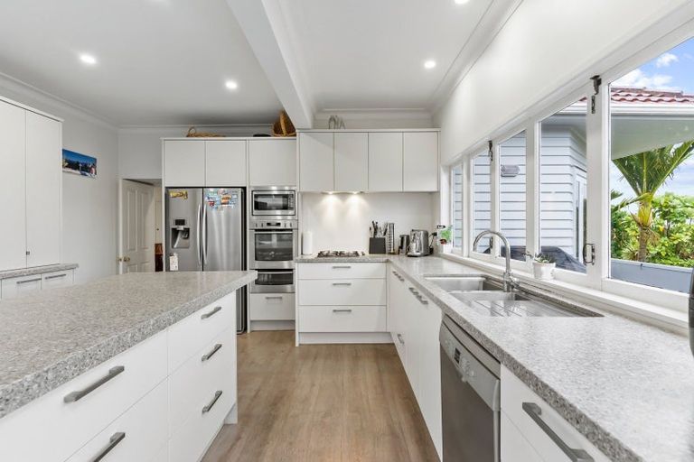 Photo of property in 825 Riddell Road, Saint Heliers, Auckland, 1071