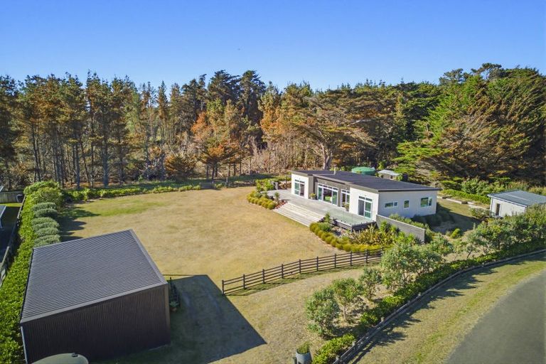 Photo of property in 246 Park Avenue, Waitarere Beach, Levin, 5510