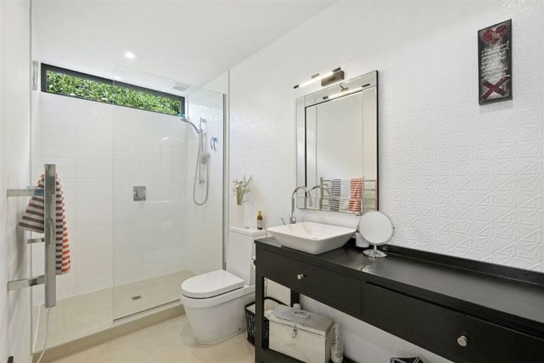 Photo of property in 144 Clifton Terrace, Clifton, Christchurch, 8081