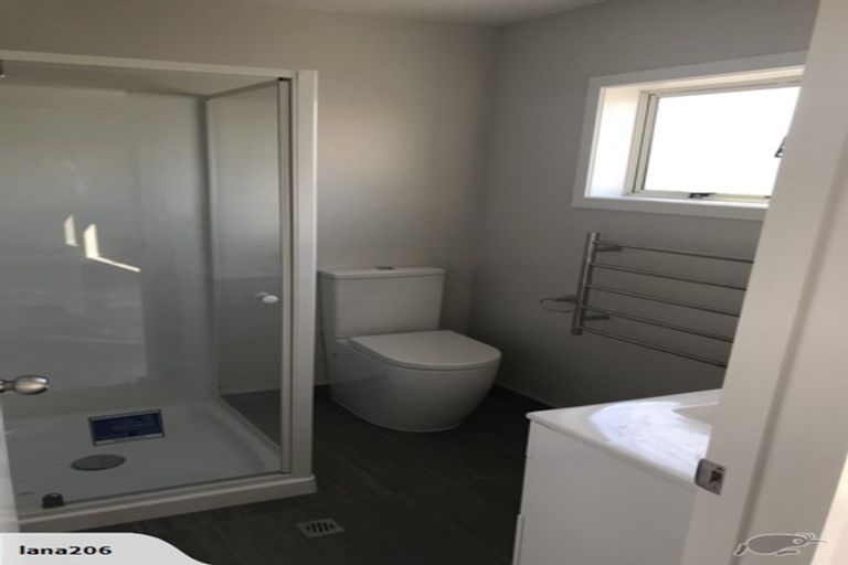 Photo of property in 6/14 Fields Parade, Oteha, Auckland, 0632