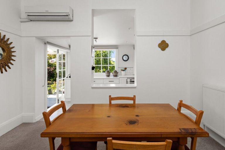 Photo of property in 8 Latham Street, Napier South, Napier, 4110