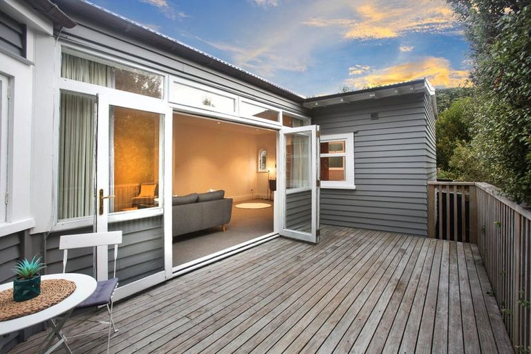 Photo of property in 2/48 Sunnynook Road, Sunnynook, Auckland, 0620