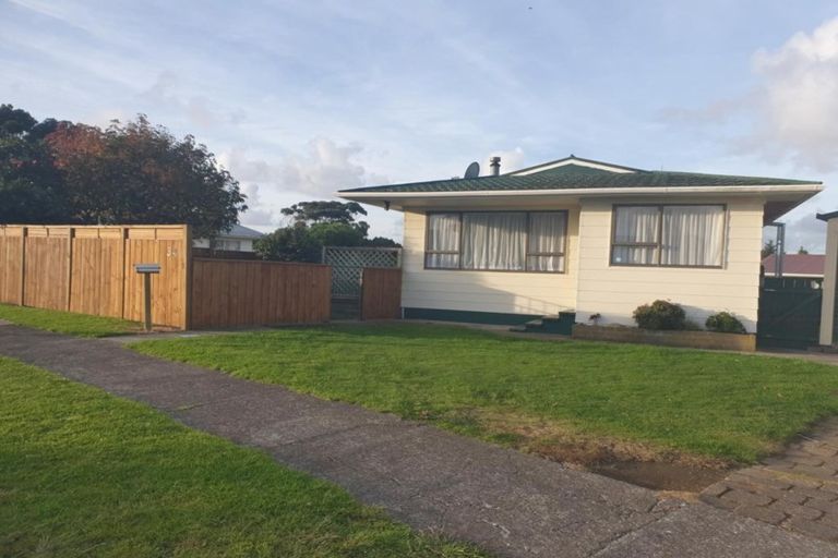 Photo of property in 34 Camellia Avenue, Bell Block, New Plymouth, 4312