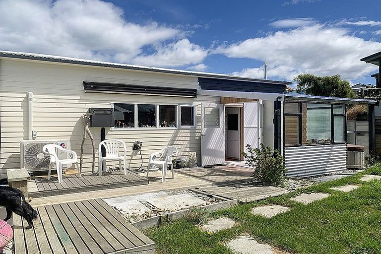 Photo of property in 12 Anderson Street, Kakanui, Oamaru, 9495