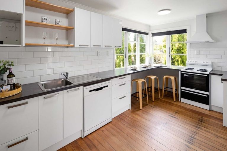 Photo of property in 42 Churchill Avenue, Maeroa, Hamilton, 3200