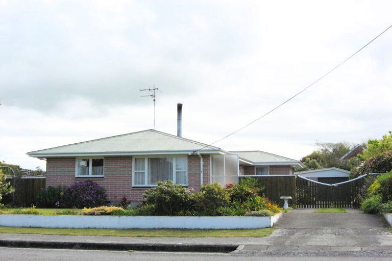 Photo of property in 21 Ashgrove Street, Rangiora, 7400