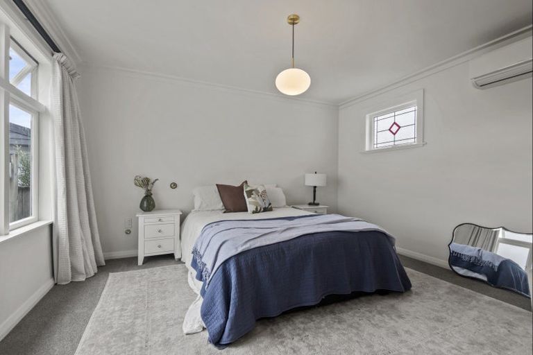 Photo of property in 73 Brightwater Terrace, Terrace End, Palmerston North, 4410