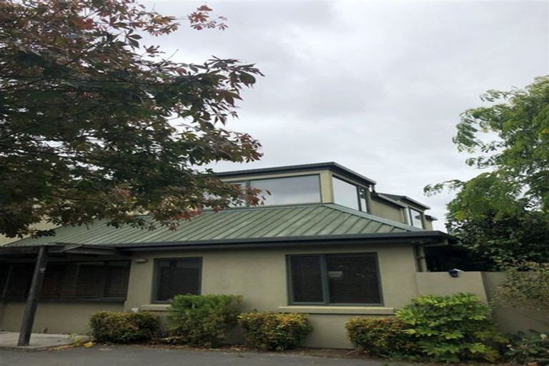Photo of property in 2/165 Peverel Street, Riccarton, Christchurch, 8041