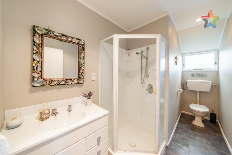 Photo of property in 57 Oroua Street, Eastbourne, Lower Hutt, 5013