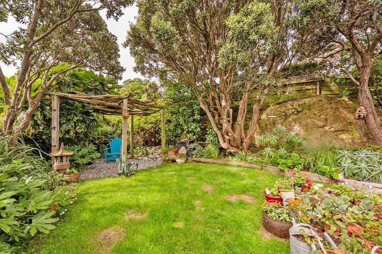 Photo of property in 39 Hudson Street, Island Bay, Wellington, 6023