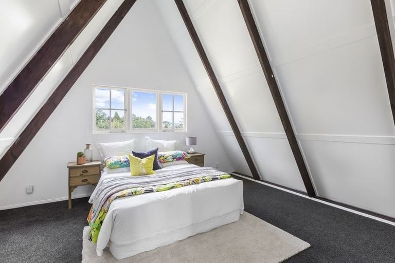 Photo of property in 1/18b Verbena Road, Birkdale, Auckland, 0626