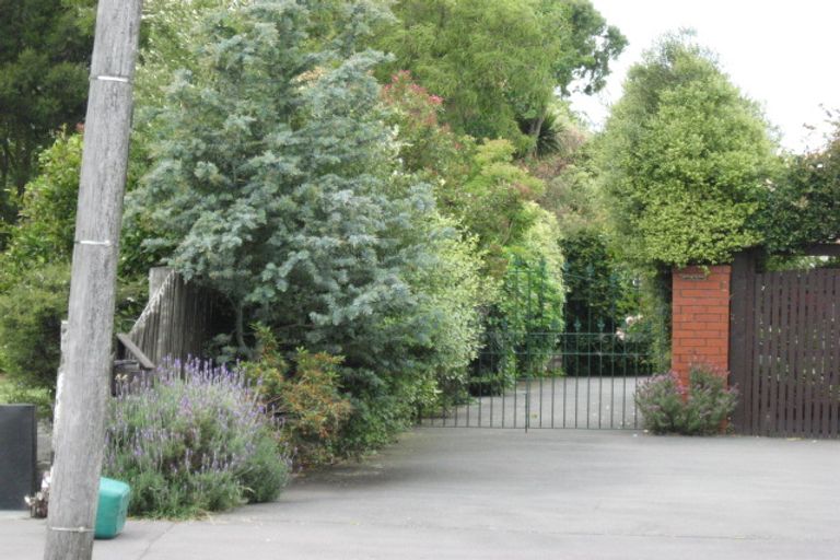 Photo of property in 2/44 Nortons Road, Avonhead, Christchurch, 8042