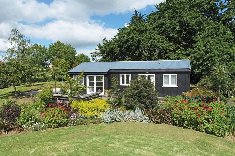 Photo of property in 7 Clevedon Kawakawa Road, Clevedon, Papakura, 2585