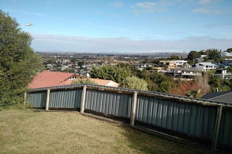 Photo of property in 27-29 Guys Hill Road, Hospital Hill, Napier, 4110