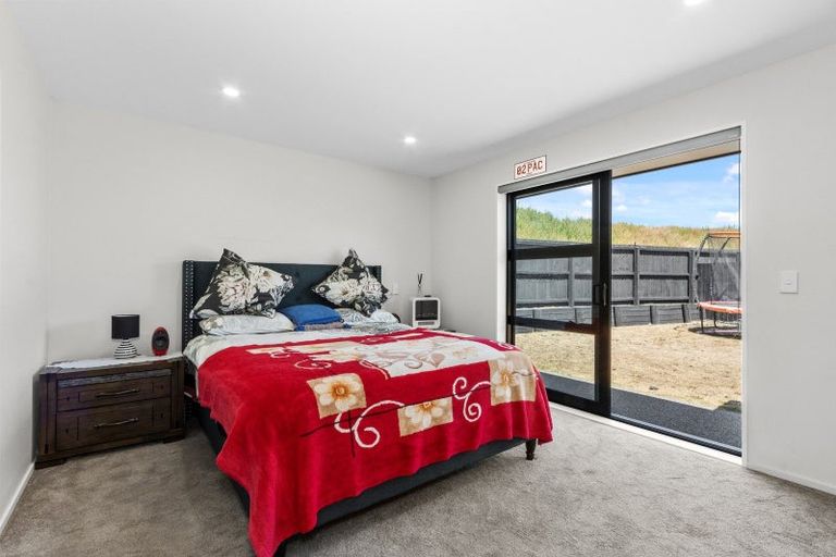 Photo of property in 32 Evelyn Crescent, Marshland, Christchurch, 8083