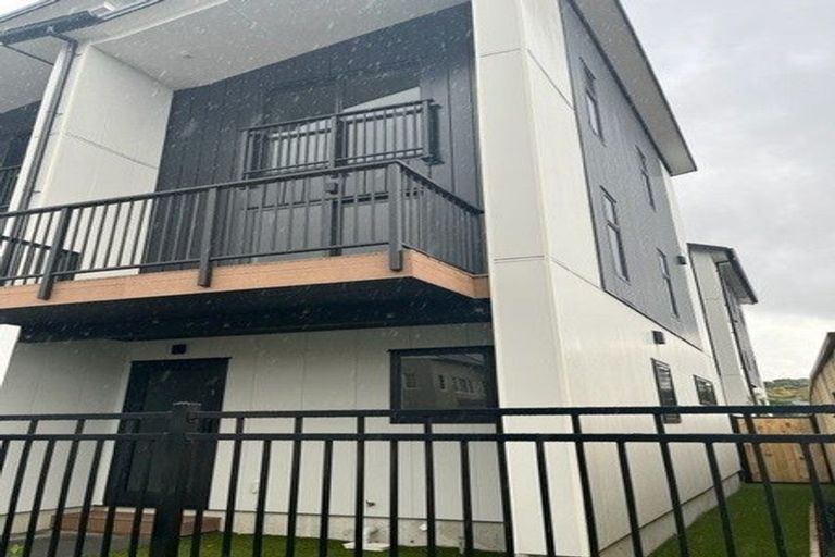 Photo of property in 1/41 Collingwood Street, Waterloo, Lower Hutt, 5011