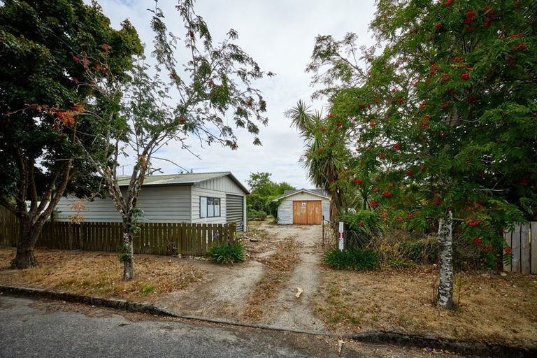 Photo of property in 32 Leslie Street, Waiau, 7332