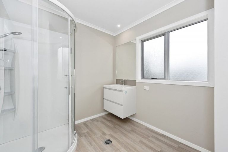 Photo of property in 2/144 Old Farm Road, Hamilton East, Hamilton, 3216