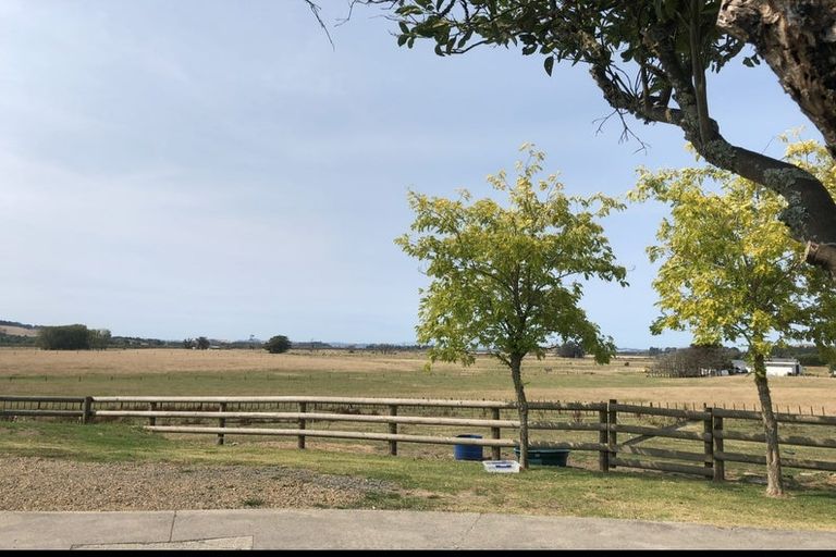 Photo of property in 274 Clevedon Kawakawa Road, Clevedon, Papakura, 2585