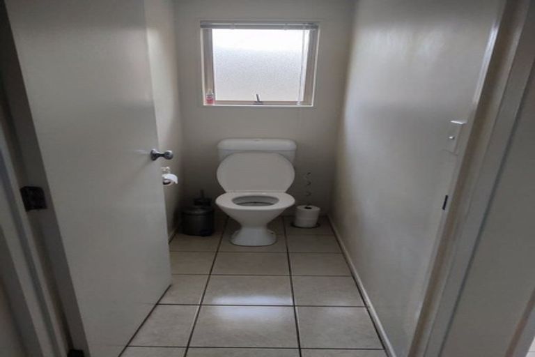 Photo of property in 7 Royalpark Place, Favona, Auckland, 2024