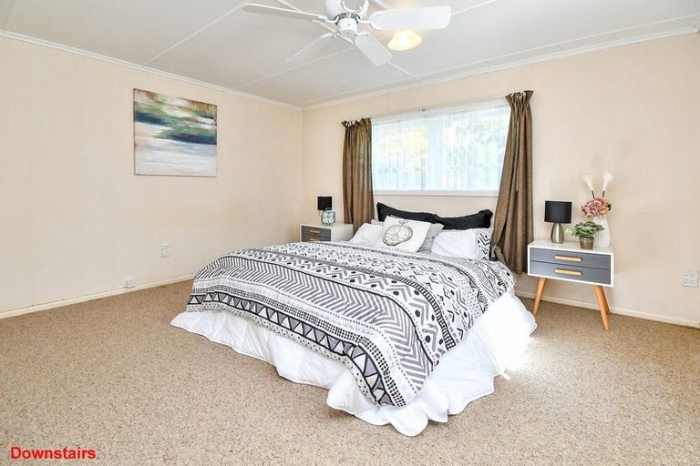 Photo of property in 74 Grande Vue Road, Hillpark, Auckland, 2102