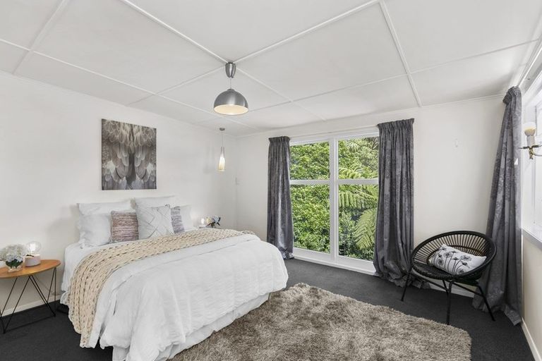 Photo of property in 44 Monaghan Avenue, Karori, Wellington, 6012