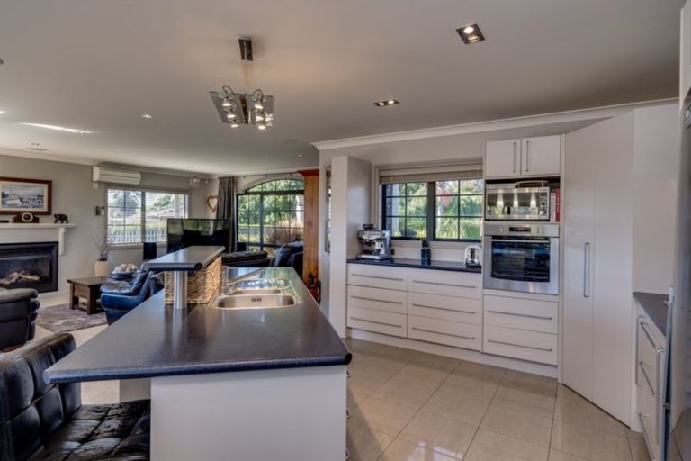 Photo of property in 38 Te Karaka Drive, Te Puna, Tauranga, 3174