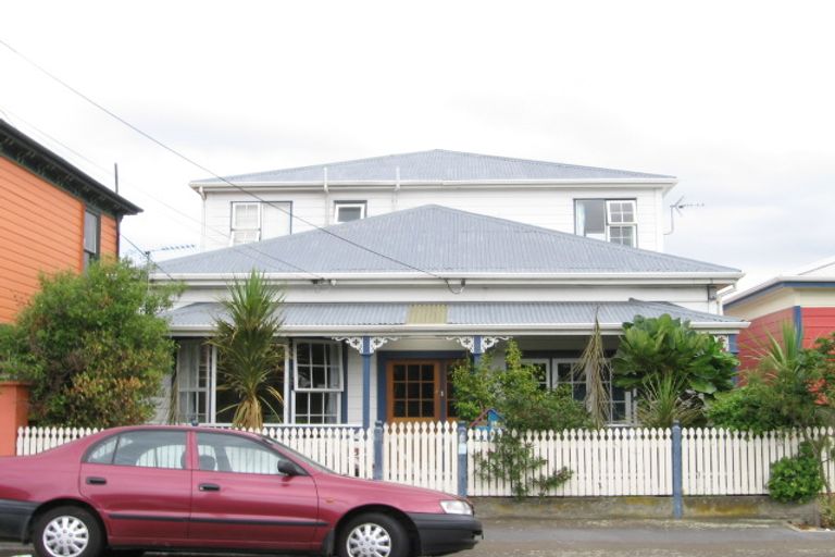 Photo of property in 100 Owen Street, Newtown, Wellington, 6021