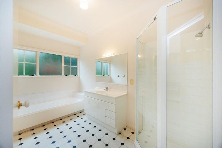 Photo of property in 3 Barnett Drive, Marton, 4710