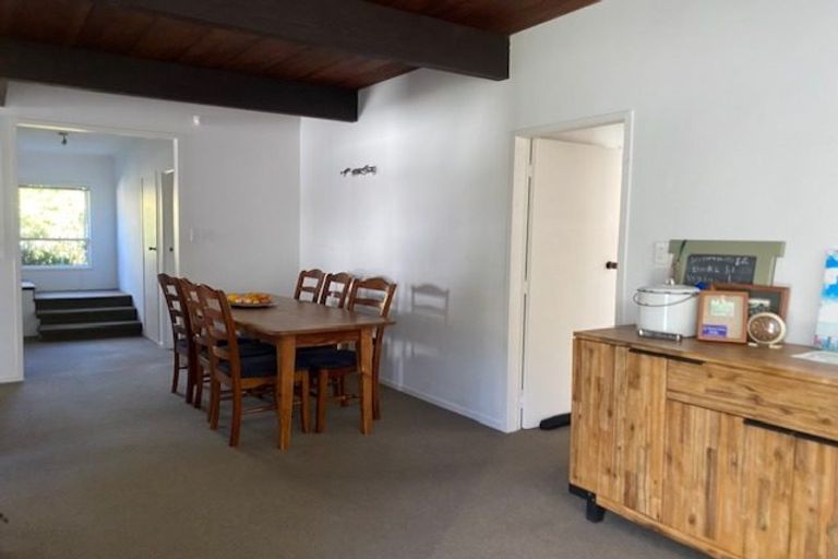 Photo of property in 50 Hattaway Avenue, Bucklands Beach, Auckland, 2012