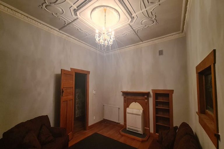 Photo of property in 6 Tawa Street, Tokomaru, Palmerston North, 4474