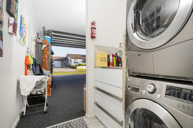 Photo of property in 43 Aquila Drive, Whitianga, 3510