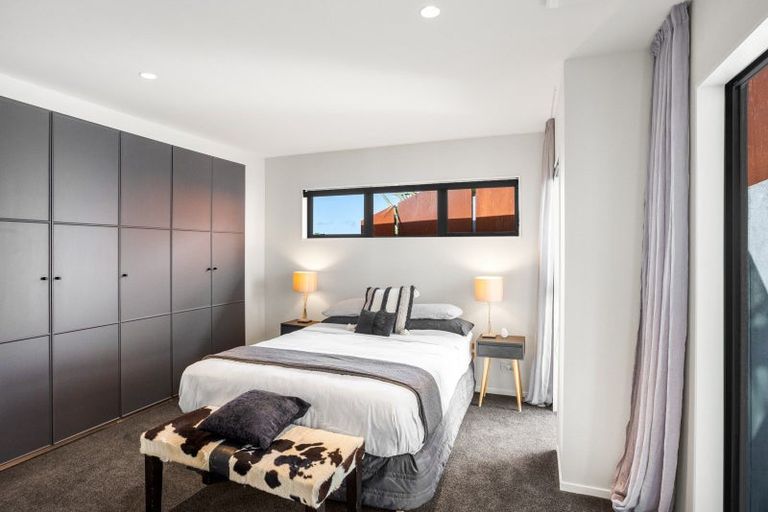 Photo of property in 14 Shalimar Crescent, Khandallah, Wellington, 6035