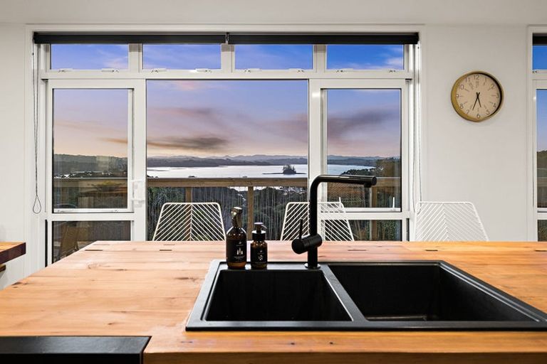 Photo of property in 87 Ridge Road, Mahurangi East, Warkworth, 0982