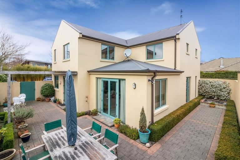 Photo of property in 1/49 Clifford Avenue, Merivale, Christchurch, 8014