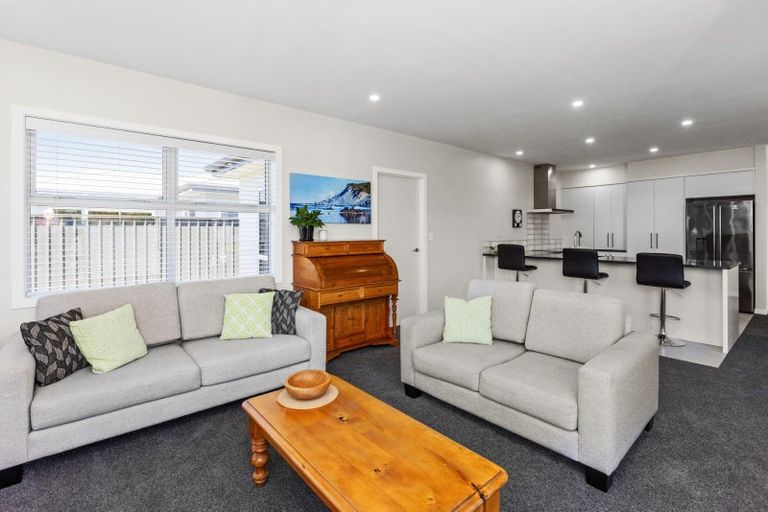 Photo of property in 20 Arihi Crescent, Frimley, Hastings, 4120