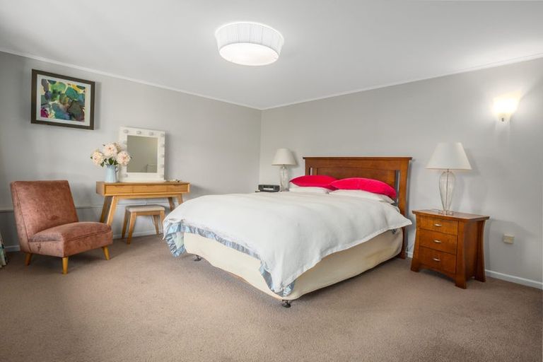 Photo of property in 96 Leeward Drive, Whitby, Porirua, 5024