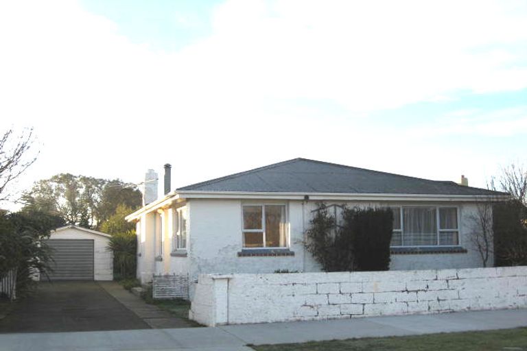 Photo of property in 35 Clifton Street, Windsor, Invercargill, 9810