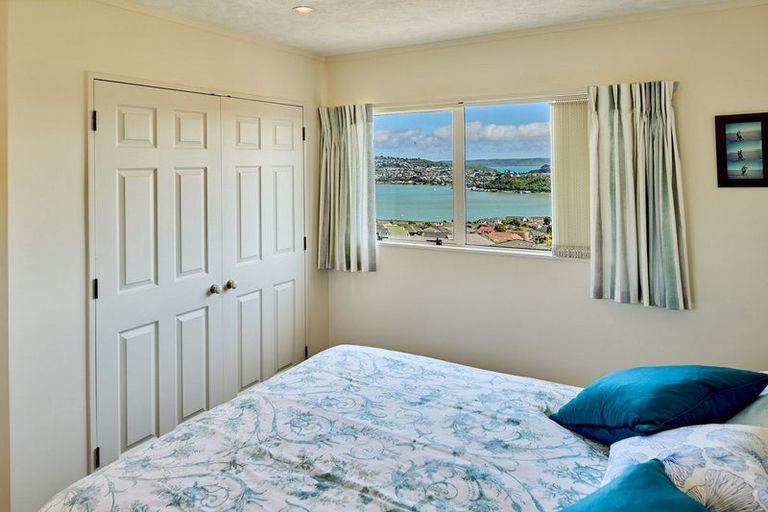 Photo of property in 4 Tombane Terrace, Papakowhai, Porirua, 5024