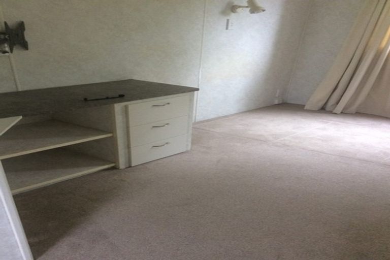 Photo of property in 347 Upper Drive, Greenhithe, Auckland, 0632